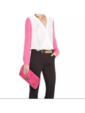 BCBGMaxAzria Elegant Ivory V-Neck Blouse